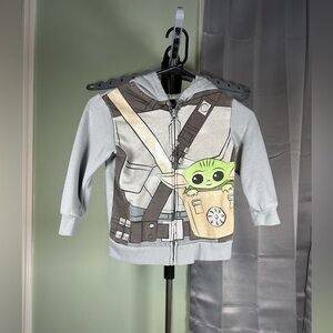 Star Wars Gray and Green Sweatshirt with Iconic Design